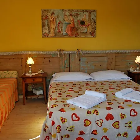 Bed & Breakfast Red Fenice 3*