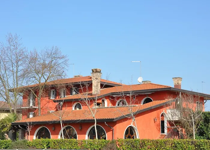 Bed & Breakfast Red Fenice 3*