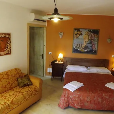 Red Fenice Bed & Breakfast