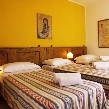Red Fenice Bed & Breakfast *