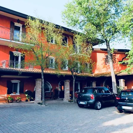Bed & Breakfast Red Fenice *